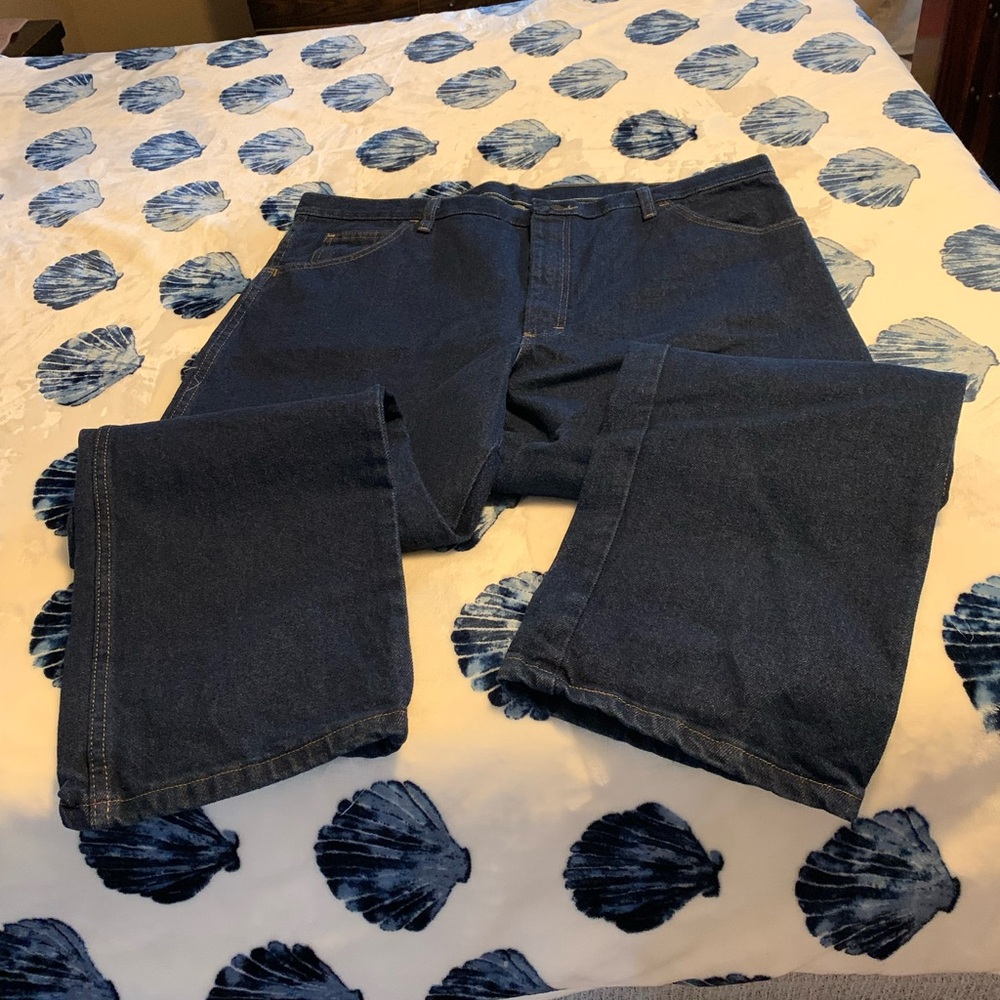 Rustler Men's Relaxed Fit Dark Blue Jeans